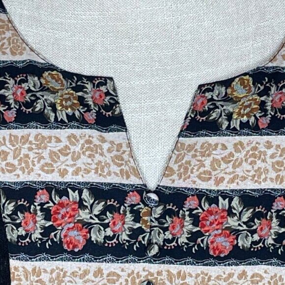 UMGEE Floral Tunic Dress with Black Lace Trim - Size Medium - Picture 4 of 7